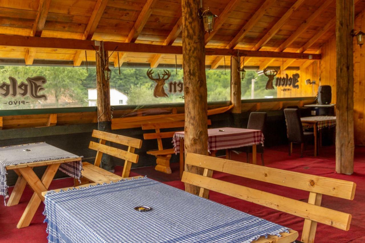 Hotel Camp Sutjeska à Tjentiste Extérieur photo