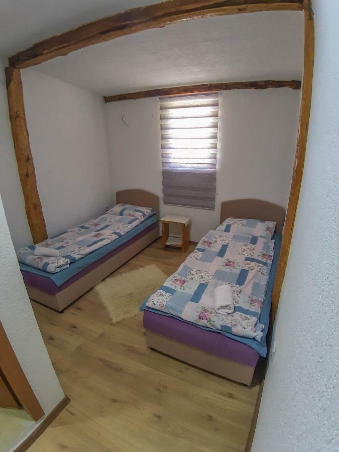 Hotel Camp Sutjeska à Tjentiste Extérieur photo