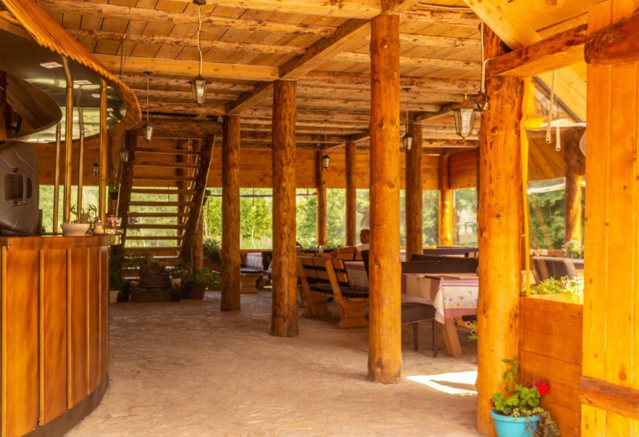 Hotel Camp Sutjeska à Tjentiste Extérieur photo
