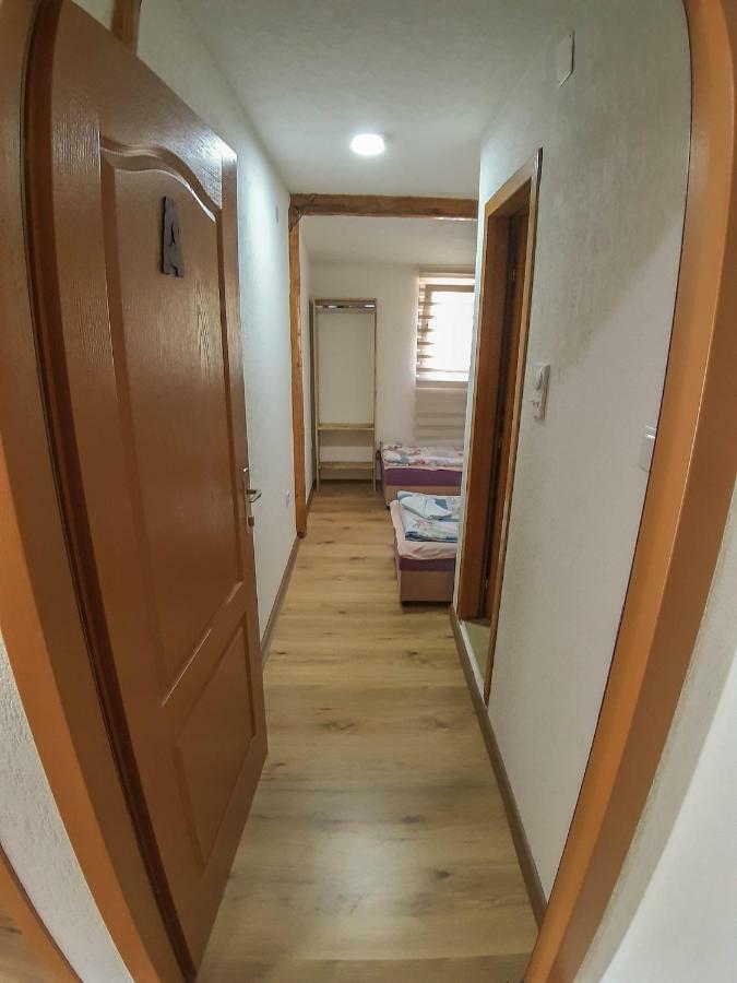 Hotel Camp Sutjeska à Tjentiste Extérieur photo
