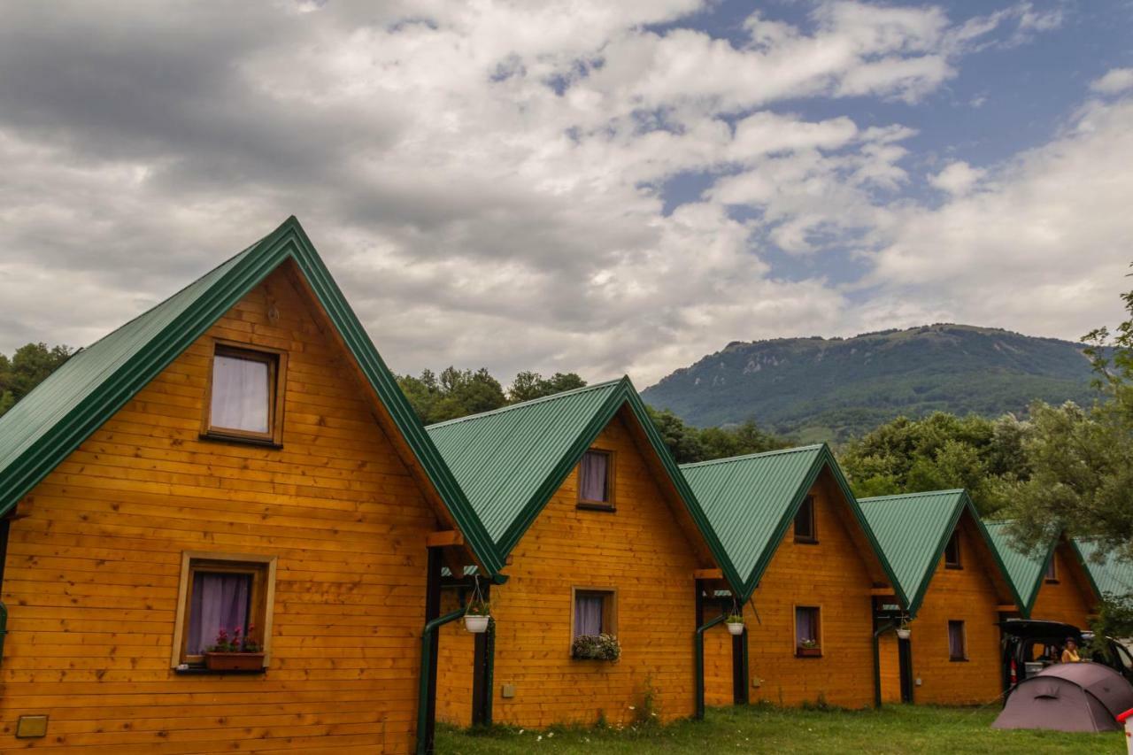 Hotel Camp Sutjeska à Tjentiste Extérieur photo