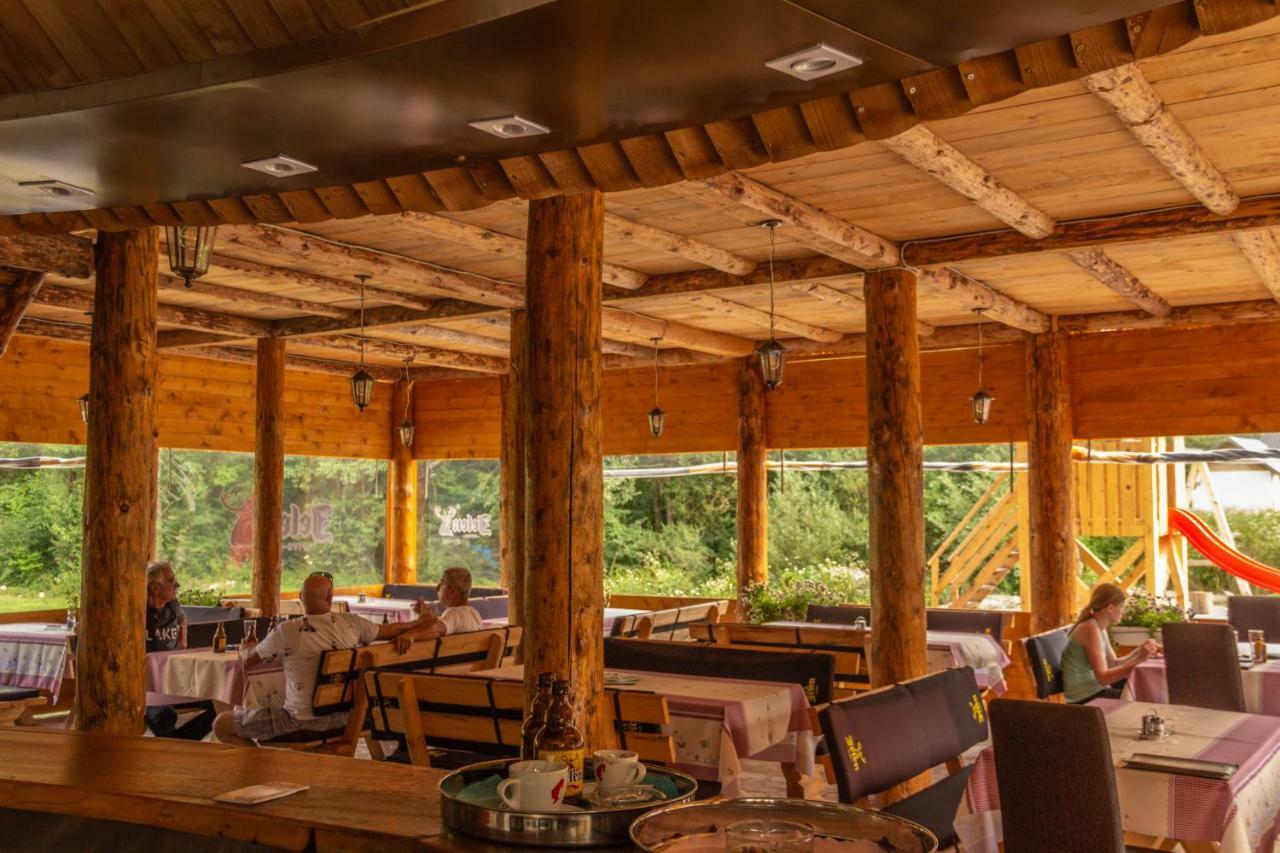 Hotel Camp Sutjeska à Tjentiste Extérieur photo